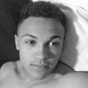 Meet your Posher, Levi